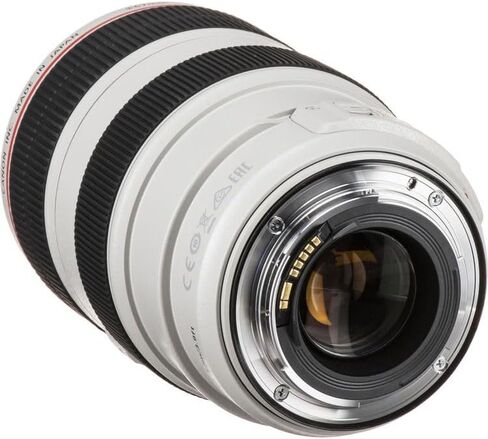 Canon EF 70-300mm f/4-5.6L is USM Lens Bundle | Professional L-Series Telephoto Zoom with Optical Image Stabilization & Fast Ring-Type USM AF | for Wildlife & Travel (4426B002) + Filter Kit + More in Kuwait