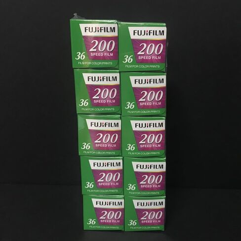فيلم FujiFilm – C200 – 35 مم (ملون، 36 درجة تعريض، عبوة من 10) in Kuwait