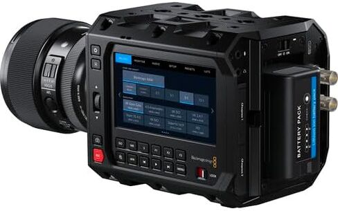 كاميرا Blackmagic Design Pyxis 6K ذات الإطار الكامل للسينما (Leica L) (CINECAMCPYXA60LFL) + بطاقة CFexpress من النوع B سعة 256 جيجابايت + حافظة + حامل ثلاثي القوائم + BP-U35 + طقم تنظيف + محفظة بطاقات + غطاء عدسة in Kuwait