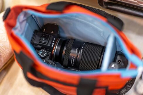 TAMRON 28-300mm F/4-7.1 Di III VC VXD (Model A074), Sony FE Mount in Kuwait