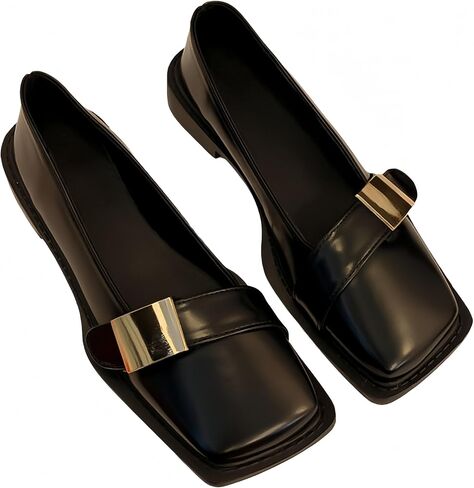 Fashionable Plus-Size Women's Pointed-Toe Design Loafers. Soft and Comfortable Upper. Rubber Anti-Slip Sole. Suitable for All Seasons. Office use. in Kuwait