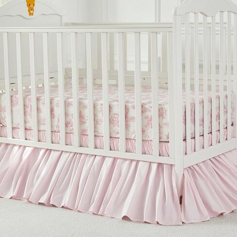 مجموعة مفروشات سرير الأطفال من Brandream French Country Toile للفتيات باللون الوردي العتيق طباعة زهور 100% قطن مجموعة مفروشات حضانة الأطفال البنات - لحاف مكشكش، ملاءة سرير أطفال، تنورة سرير أطفال 3 قطع in Kuwait