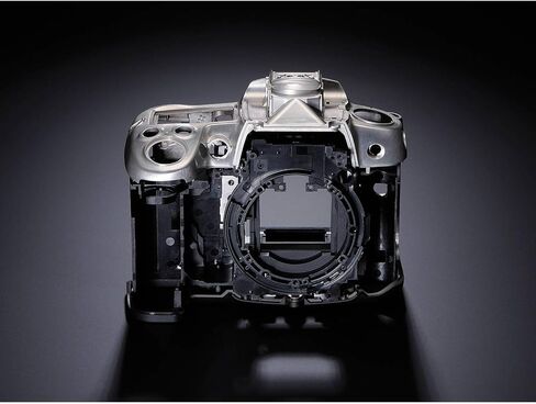 هيكل كاميرا Nikon D7000 DX Format DSLR فقط مستشعر CMOS 16.2 ميجابكسل، تسجيل عالي الدقة بالكامل، حامل Nikon F (25468) + عدسة Nikon 35 مم f/1.8 + بطاقة 64 جيجابايت + مجموعة مرشح 52 مم + المزيد (حزمة 24 قطعة) in Kuwait