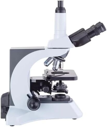 مجهر مركب بيولوجي ثلاثي العينيات من سلسلة AmScope T750 - تكبير 40X-1000X، بصريات لا متناهية - إضاءة هالوجين كوهلر 30 وات، مرحلة ميكانيكية ثلاثية الأبعاد، درجة المختبر in Kuwait