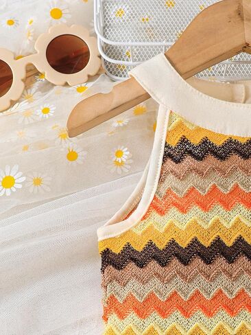 Baby Girls' Chevron Halter Outfit – Sleeveless Top & Shorts Set with Daisy Detail for 6M-3Y Toddler Summer Clothes in Saudi Arabia