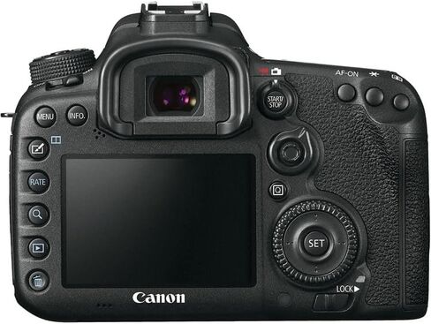 حزمة كاميرا Canon EOS 7D Mark II DSLR | مستشعر APS-C بدقة 20.2 ميجابكسل، وكاميرا DIGIC 6 مزدوجة، والتركيز البؤري التلقائي من النوع المتقاطع 65 نقطة، والتصوير المستمر بمعدل 10 إطارات في الثانية | رائع للرياضة والحياة البرية (9128B002) + بطاقة سعة 64 جيجابا in Kuwait