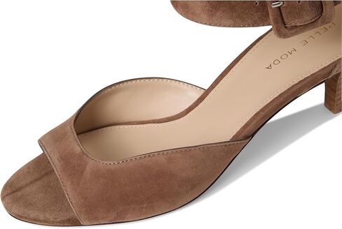 Pelle Moda Women's Berlin Pump, Taupe, 7.5 in Kuwait
