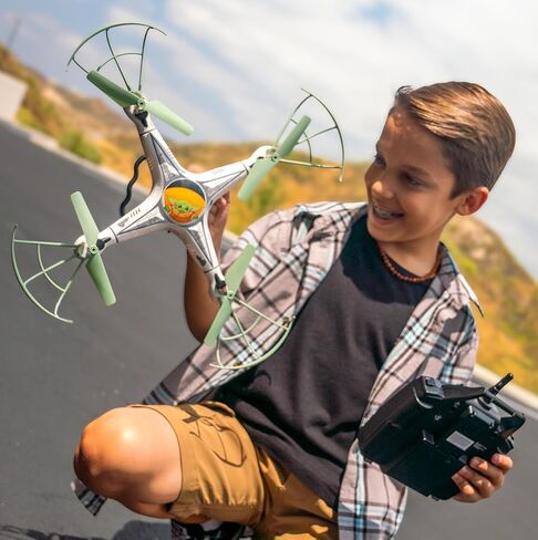 طائرة بدون طيار Star Wars The Mandalorian Grogu Baby Yoda RC Quadcopter - 2.4 جيجا هرتز 4.5 قناة بدون طيار بجهاز تحكم عن بعد مع أوضاع فليب ستانت، جيروسكوبي مدمج وشحن USB - للأطفال من سن 6 سنوات فما فوق in Kuwait