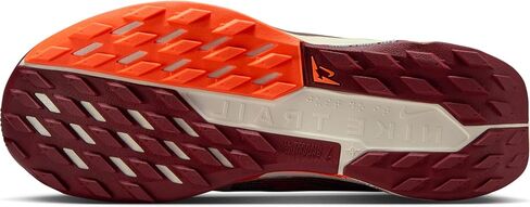 حذاء React Pegasus Trail 5 للسيدات (602 - أحمر Silt/Dark Team Red-Hyper Crimson) in Kuwait