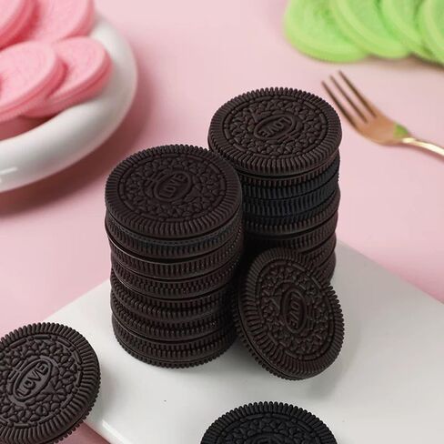 9Pcs Realistic Artificial Cookies Fake Biscuits Fake Chocolate Dessert Crackers Food Model Photography Prop for Home Kitchen Party Shop Display Decoration (Chocolate) in Kuwait