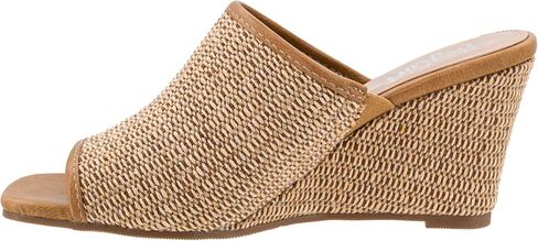 Corkys Footwear Hey Girl Women's Kiss Me Wedge Heel - يتميز بنعل خارجي مغلف بالرافية، ونعل داخلي مبطن خفيف، ونسيج مرن لملاءمة قابلة للتخصيص in Kuwait