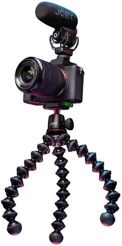 مجموعة JOBY Real Time Vlogger، ومدونات الفيديو لكاميرا GorillaPod (حامل ثلاثي مرن 3K، وميكروفون Wavo Plus الموجود على الكاميرا، وكابلات TRR)، ومجموعة Vlog-Kit، ومستخدم YouTube، ونظام إنشاء المحتوى ذي الخبرة in Kuwait