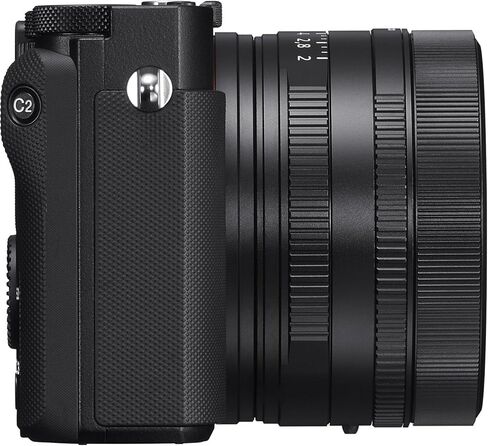 كاميرا Sony RX1R III مدمجة ممتازة ذات إطار كامل ومُحسَّنة بمستشعر CMOS بدقة 61 ميجابكسل وعدسة ZEISS® Sonnar T* مقاس 35 مم ببعد بؤري F2 ومعالج BIONZ XR™‎ والتعرف على الهدف القائم على الذكاء الاصطناعي (حزمة القيمة) in Kuwait