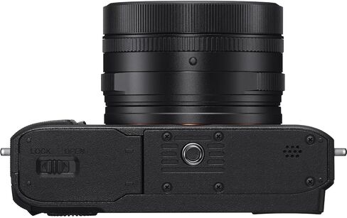 كاميرا Sony RX1R III مدمجة ممتازة ذات إطار كامل ومُحسَّنة بمستشعر CMOS بدقة 61 ميجابكسل وعدسة ZEISS® Sonnar T* مقاس 35 مم ببعد بؤري F2 ومعالج BIONZ XR™‎ والتعرف على الهدف القائم على الذكاء الاصطناعي (حزمة القيمة) in Kuwait