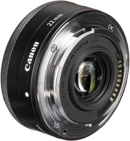 مجموعة عدسات Canon EF-M 22mm f/2 STM | برايم صغير الحجم ذو زاوية واسعة مع فتحة f/2 سريعة، وتركيز تلقائي سلس STM وتصميم فطيرة خفيف الوزن | لصور السفر والشوارع (5985B002) + مجموعة الفلاتر + المزيد in Kuwait