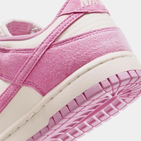 حذاء Dunk Low Next Nature للسيدات لايف ستايل (شراع/وردي مرتفع/شراع) (HJ7673-101، وردي/أبيض) مقاس 7.5 in Kuwait