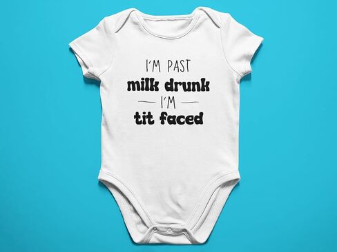 قميص Freedomtees I'm Past Milk Drunk، بدلة مضحكة لحديثي الولادة، قميص طفل بوجه الحلمة، هدية للأم in Kuwait