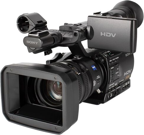 كاميرا فيديو سوني HVR-Z7U احترافية HDV 1080i، 3CMOS، تكبير 12x، صوت XLR، شريط MiniDV، دعم تسجيل CF، فيديو احترافي + حافظة + ضوء LED + طقم مرشح عدسة + بطارية بديلة + المزيد (حزمة مكونة من 18 قطعة) in Kuwait