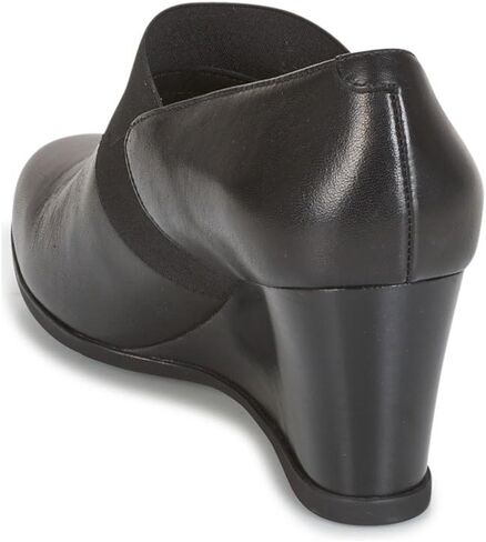 حذاء نسائي من Geox Inspiration Wedg 2 Dress Pump in Kuwait