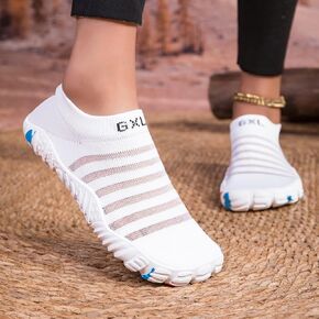 Women's Sports Water shoesl, Quick-Drying Water Shoes, Breathable, Lightweight, Fast Drying, Barefoot, and Suitable for Beach Vacation, Swimming, Diving, Fitness Training, Outdoor River tracing WL008 in Kuwait