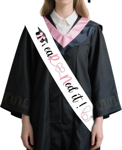 مارتيني ديكور حفلات التخرج فئة 2026 وشاح التخرج لكبار السن من اللوازم الليلية والهدايا Grad Congrats College التخرج - هدية ديكور حفلات صور الدعامة in Kuwait
