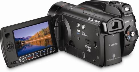 كاميرا فيديو Canon VIXIA HG21 AVCHD سعة 120 جيجابايت مع تكبير بصري 12x (متجددة) in Kuwait