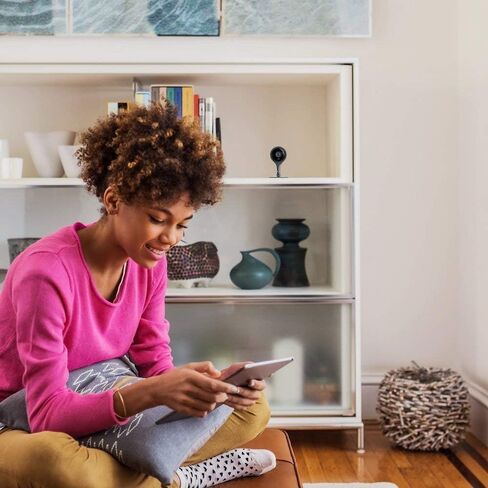 Nest Cam Security Camera 3 Pack اللون الداخلي: أسود النمط: Nest Cam Security Camera: 3 Pack، الموديل: NC1104US... (متجدد) in Kuwait
