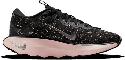 Nike Motiva SE - للنساء (أسود/أحمر فضي/فضي MTLC) in Kuwait