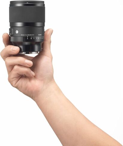 عدسة سيجما 50 مم F1.4 DG DN Art لكاميرات سوني E-Mount كاملة الإطار بدون مرآة 315965 حزمة مع حقيبة ظهر للتصوير الفوتوغرافي ديكو جير + مجموعة مرشح FLD وملحقات مستقطب الأشعة فوق البنفسجية in Kuwait