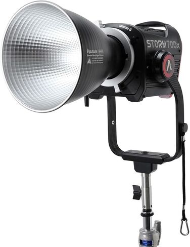 STORM 700x 700W Point Source BLAIR LED Light، حزمة مع CF10 Fresnel ومجموعة أبواب الحظيرة، انزلاقية in Kuwait