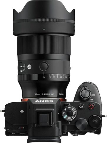 مجموعة عدسات Sigma 35mm f/1.4 DG II Art المتوافقة مع حامل E (إطار كامل) مع فلتر للأشعة فوق البنفسجية + حافظة غطاء العدسة + مجموعة تنظيف + قطعة قماش (5 قطع) in Kuwait