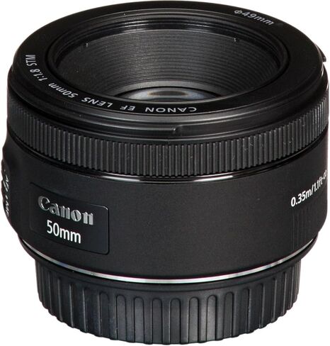 عدسة Canon EF 50 مم f/1.8 STM لكاميرات Canon EF-Mount APS-C DSLR + حافظة عدسة + 3 فلاتر للكمبيوتر الشخصي + غطاء محرك السيارة + منفاخ غبار + قلم فرشاة مستشعر + حافظة غطاء + المزيد (حزمة مكونة من 12 قطعة) (متجددة) in Kuwait