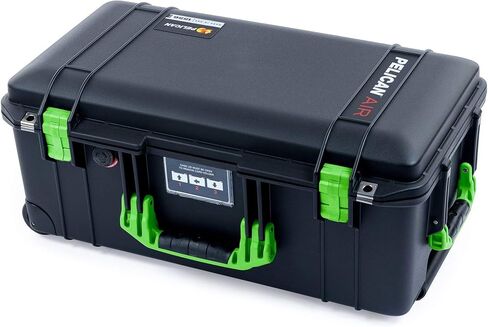 علبة Pelican Black & Lime Green 1556 مع عجلات. تأتي فارغة. in Kuwait