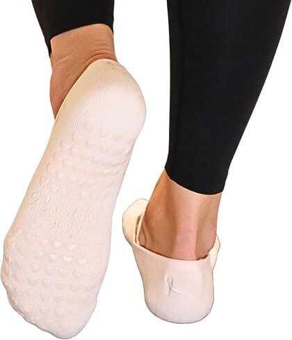 Grip Socks for Women – Non-Slip Pilates & Yoga Socks with Sticky Heart Grip, Ballet Low-Cut Non-Skid Socks in Saudi Arabia