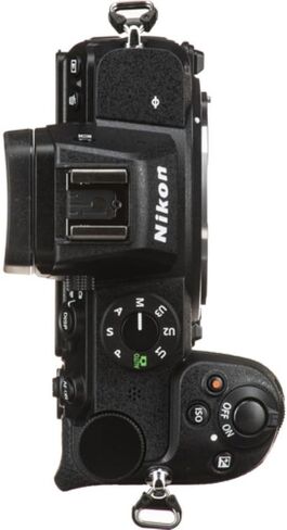 كاميرا Nikon Z5 II بدون مرآة مع مجموعة عدسات مقاس 24-105 مم f/4-7.1 وعدسة Tamron مقاس 70-300 مم f/4.5-6.3 + بطاقة 128 جيجابايت + 2 مرشحات للأشعة فوق البنفسجية + قارئ بطاقات + حافظة بطاقات + طقم تنظيف + حقيبة كاميرا (11 عنصرًا) in Kuwait