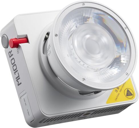 مصباح فيديو LED محمول Godox RGB، 110 وات، 1800-10000 كلفن، RGB كامل، CRI 95 TLCI 95، عاكس عدسة 15 درجة، التحكم في التطبيق، إضاءة مدمجة للمبدعين (ML100R) in Kuwait