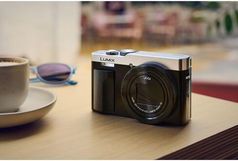 حزمة كاميرا باناسونيك LUMIX ZS99 30x Zoom Point and Shoot الرقمية المدمجة (فضية) مع بطاقة ذاكرة SDXC بسعة 64 جيجابايت وبطاقة ذاكرة قراءة بسرعة 170 ميجابايت في الثانية ومنظم السفر وحقيبة التخزين (3 عناصر) in Kuwait