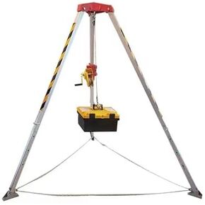 Heavy-Duty Rescue Tripod Stand 1200LBS/1800LBS/2600LBS - Retractable Lifting Equipment for Confined Spaces with Winch & Fall Protection, Ideal for Emergency Rescues in Kuwait