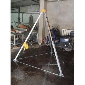 Heavy Duty Rescue Tripod Kit - Aluminum Alloy Confined Space Tripod with 1800LBS Hand Winch, Safety Belt & Winch for Emergency Rescue Operations,1200LBS Winch Tripod Set in Kuwait