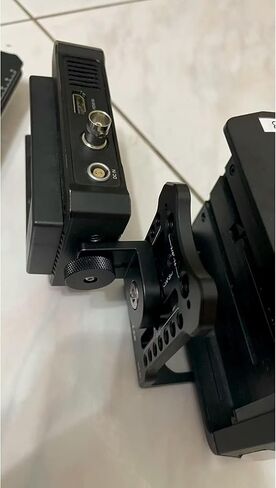 دعامة تثبيت عمودية، محول خيط 1/4 بوصة إلى 3/8 بوصة لجهاز إرسال Vaxis Teradek اللاسلكي ARRI Sony محرك التركيز لشاشة الكاميرا الحمراء in Kuwait