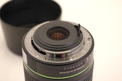 بنتاكس SMC DA 50-200 ملم F4-5.6 ED in Kuwait