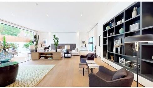 حزمة كاميرا Matterport MC250 Pro2 الاحترافية ثلاثية الأبعاد - دقة عالية للجولات الافتراضية، وإنشاء خرائط ونماذج وخطط ثلاثية الأبعاد، وعرض اللقطات في تطبيقات ثلاثية الأبعاد والواقع الافتراضي in Kuwait