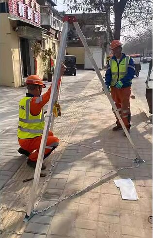 حامل ثلاثي للإنقاذ للحماية من السقوط الصناعي، بسعة 1200-2600 رطل، والوصول إلى الأماكن المحصورة ومعدات الإنقاذ في حالات الطوارئ للظروف القاسية (ونش 1800 رطل) in Kuwait