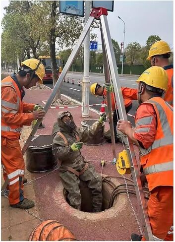 Aluminum Rescue Tripod with 1800LBS Winch, Confined Space Emergency Lifting & Rescue Equipment, Firefighter Tripod Kit for Safe Rescue Operations,1800LBS Winch in Saudi Arabia