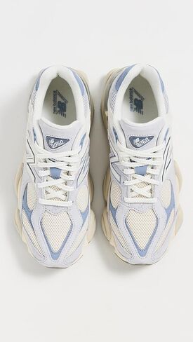 حذاء رياضي New Balance للجنسين 9060، رمادي لؤلؤي، 10.5 US للنساء/9 US للرجال in Kuwait