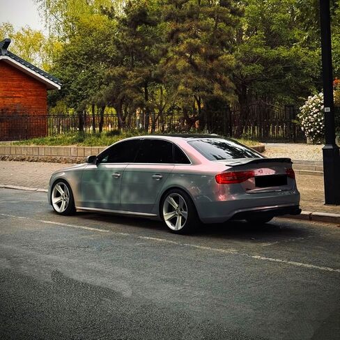 جناح سبويلر خلفي STSEV01 مناسب لسيارة Audi A4/ S4 2017-2024 B9/ B9.5 سيدان، ملحقات خارجية للشفاه باللون الأسود اللامع منقار البط RS بتصميم رياضي in Kuwait