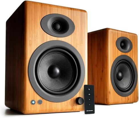 مكبرات صوت على رف الكتب تعمل بالطاقة Audioengine A5+ - شاشات استوديو عالية الدقة بقدرة 150 وات للموسيقى والألعاب والأقراص الدوارة والمسرح المنزلي in Kuwait