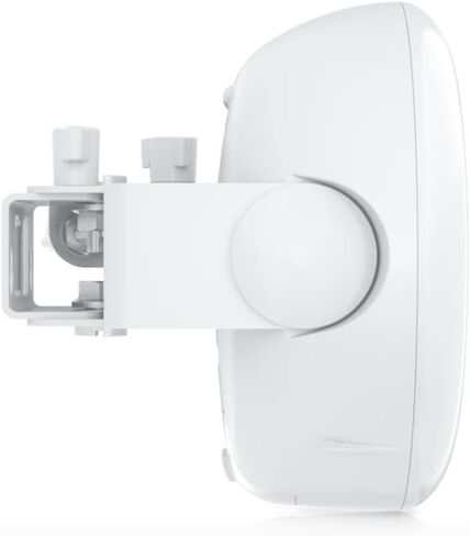 Ubiquiti GBE-PLUS (الولايات المتحدة) airMAX AC GigaBeam Plus راديو 60 جيجا هرتز مع أداء حقيقي مزدوج جيجابت مع مجموعة التركيب (متجدد) in Kuwait