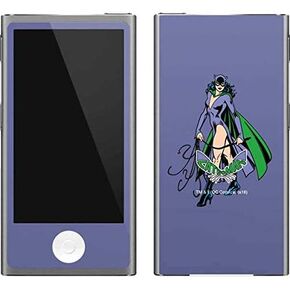 ملصق Skinit لمشغل MP3 متوافق مع iPod Nano (الجيل السابع و2012) - تصميم بورتريه كاتوومان مرخص رسميًا من Warner Bros in Kuwait