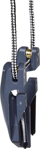 Titan SlideGuide Crossbow Sled من شركة Allen - يناسب معظم الأقواس التقليدية والمنحنية - دليل السكة ذاتية المحاذاة - يقلل من جهد التصويب - مقابض السيليكون - يصل وزنها إلى 185 رطلاً. - أسود in Kuwait
